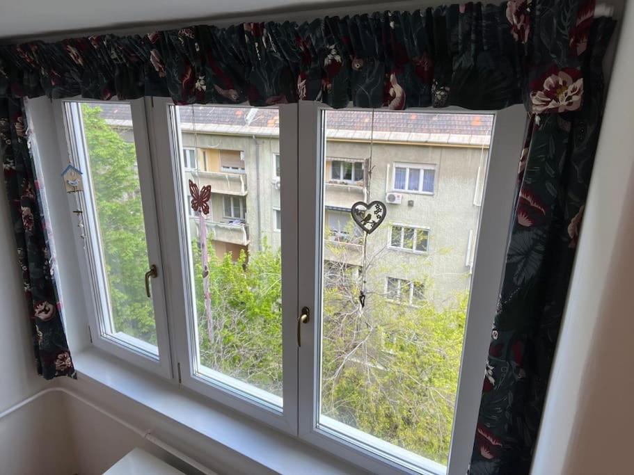 Awesome, 15 Mins To Center Home Budapesta Exterior foto